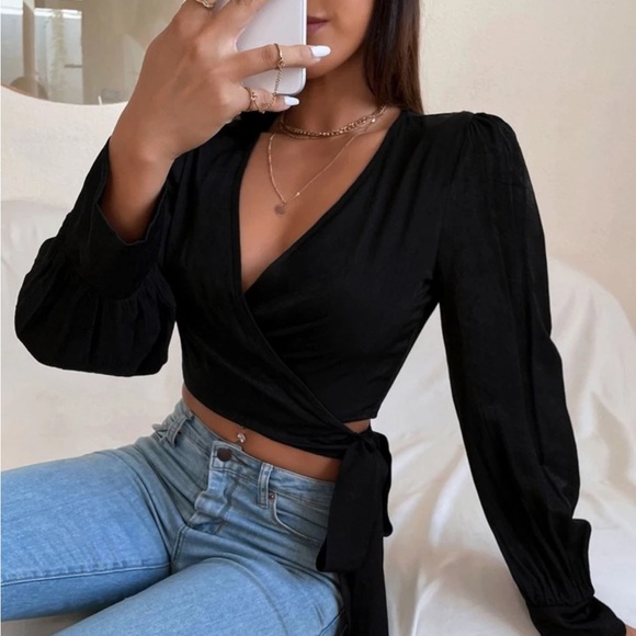 Black Cropped Wrap Top Sz L - Picture 3 of 7